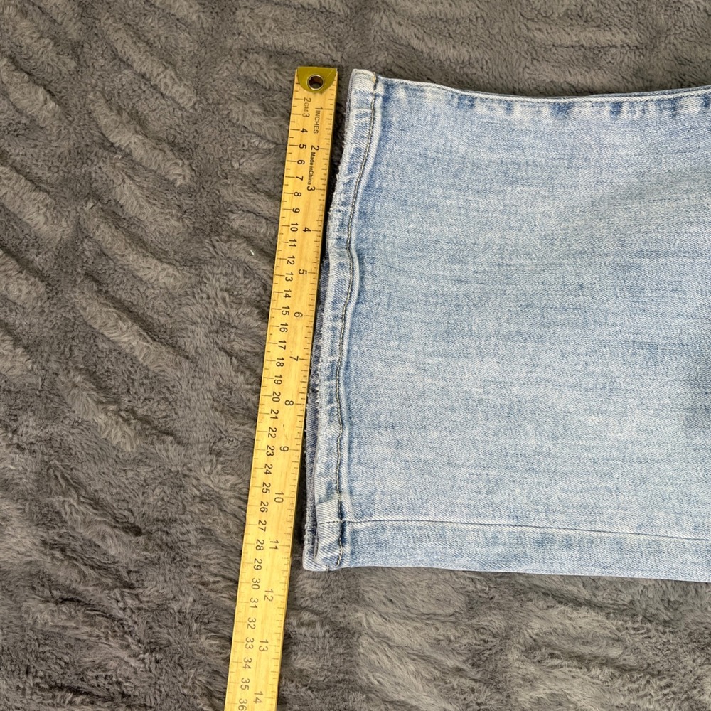 Mica Denim High Rise Wide Leg Jeans Light Wash Raw Hem Size 30 MTT-W3373LT - Picture 9 of 10